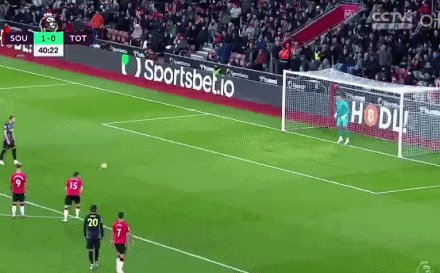 1640706729546097836.gif