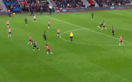 1640718968120085786.gif
